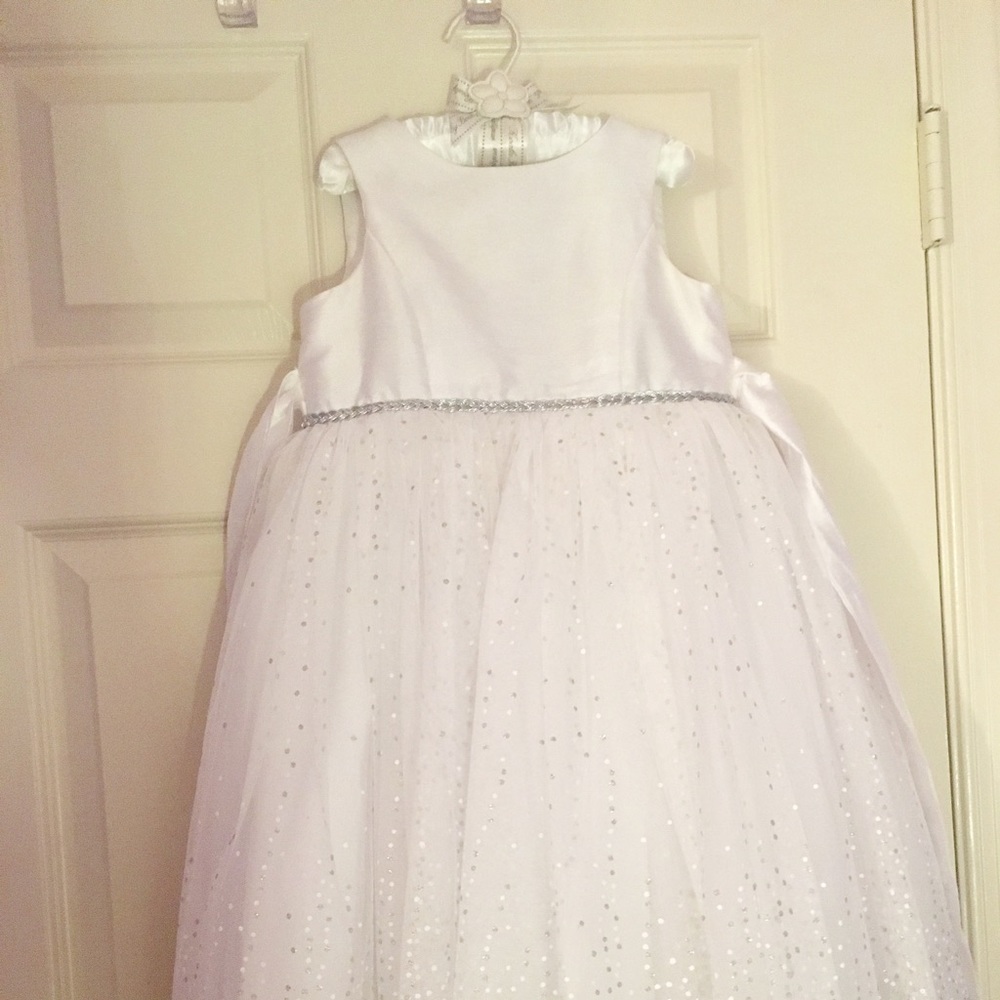 White Flower Girl Dress Size 4